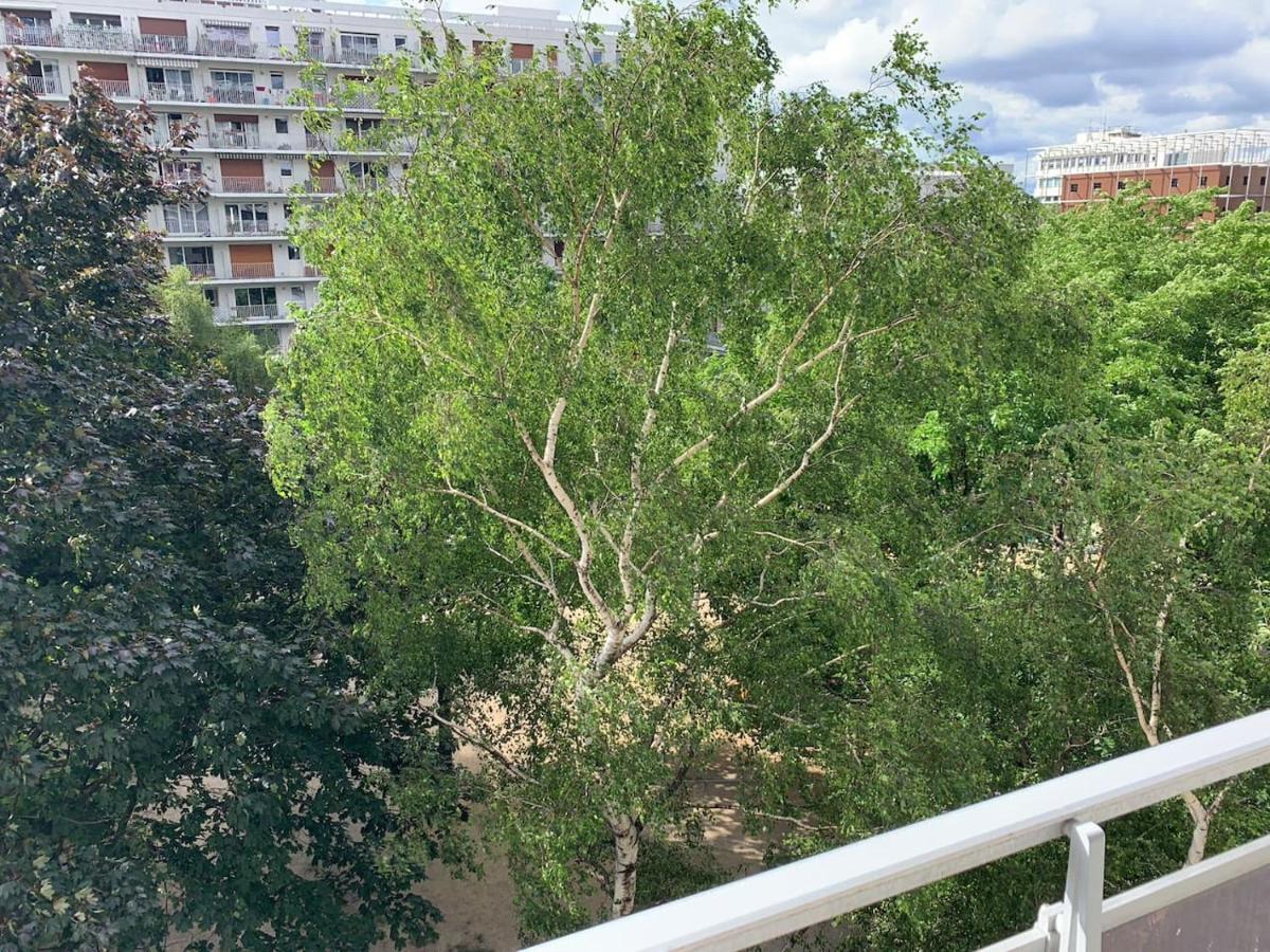 High Class 15 * Paris